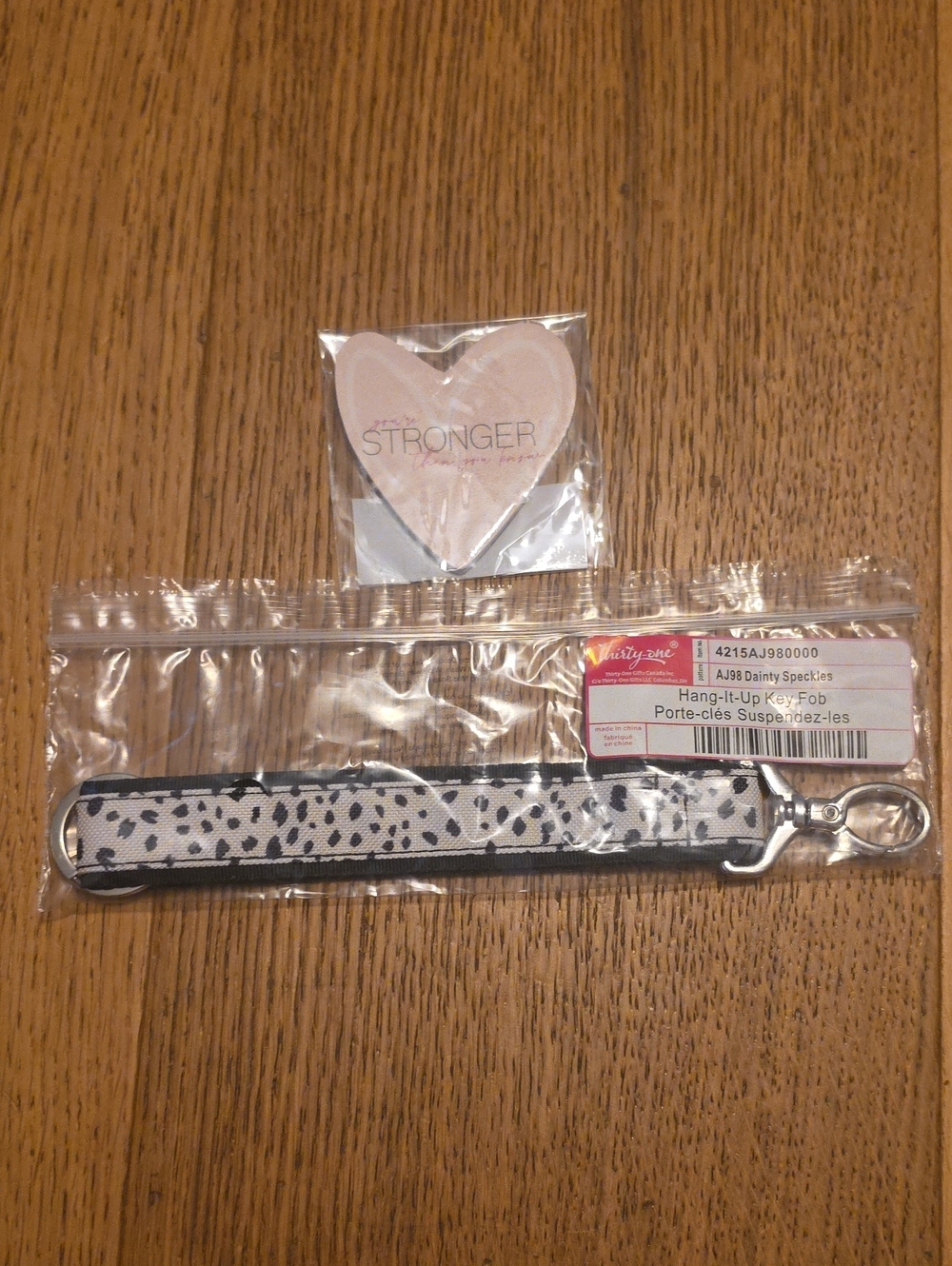 Thirty-One Hang It Up Key Fob